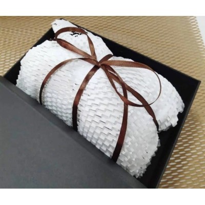White paper cut into honeycomb for packaging 20cm x 100mb White paper cut into honeycomb for packaging 20cm x 100mb