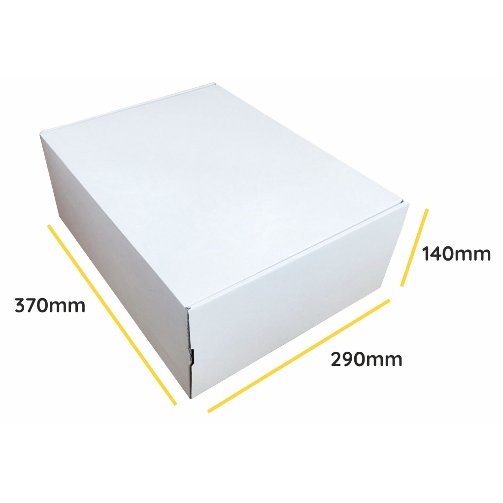 White shipping box SendBox B45 370x290x140