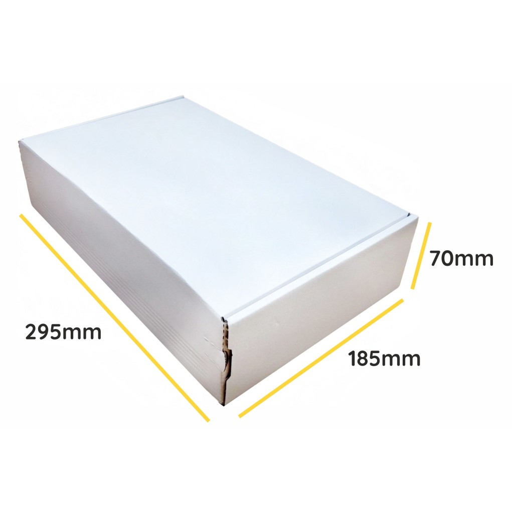 White shipping box SendBox B15 290x185x70